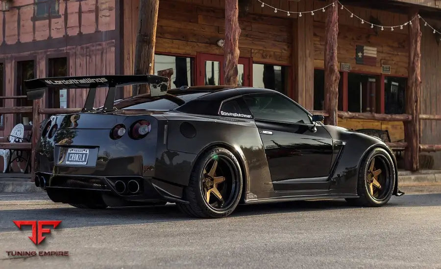 NISSAN GTR R35 WIDE BODY KIT GT1