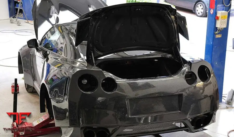 NISSAN GTR R35 WIDE BODY KIT GT1