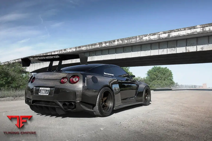 NISSAN GTR R35 WIDE BODY KIT GT1