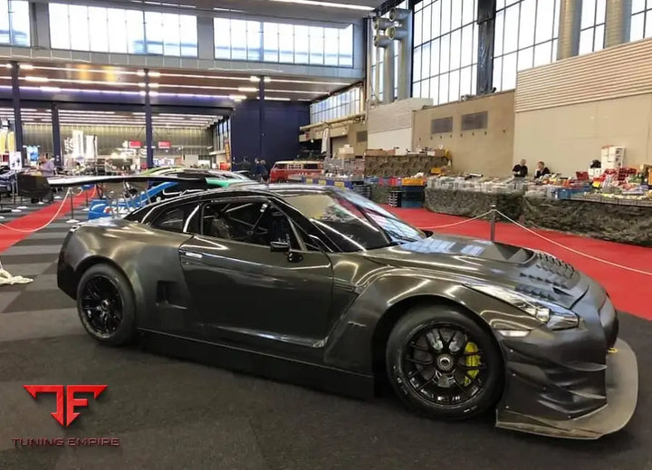 NISSAN GTR WIDE BODY