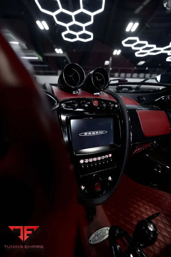 PAGANI HUAYRA R FORGED WHEELS AND EXHAUST SYSTEM
