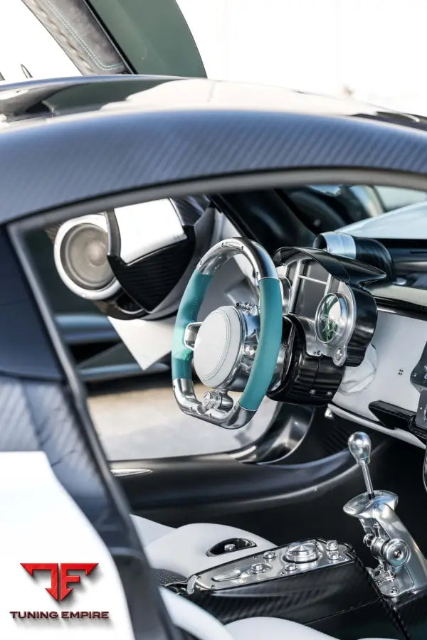 PAGANI UTOPIA FORGED WHEELS AND EXHAUST SYSTEM