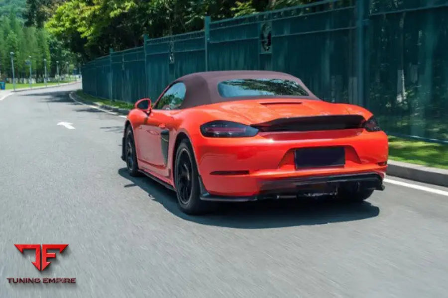 PORSCHE 718 BOXTER/CAYMAN 2016 + V2 CARBON BODY KIT