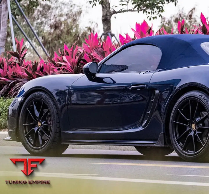 PORSCHE 718 CAYMAN BOXTER 2016 + FORZA DRY CARBON SIDE SKIRTS