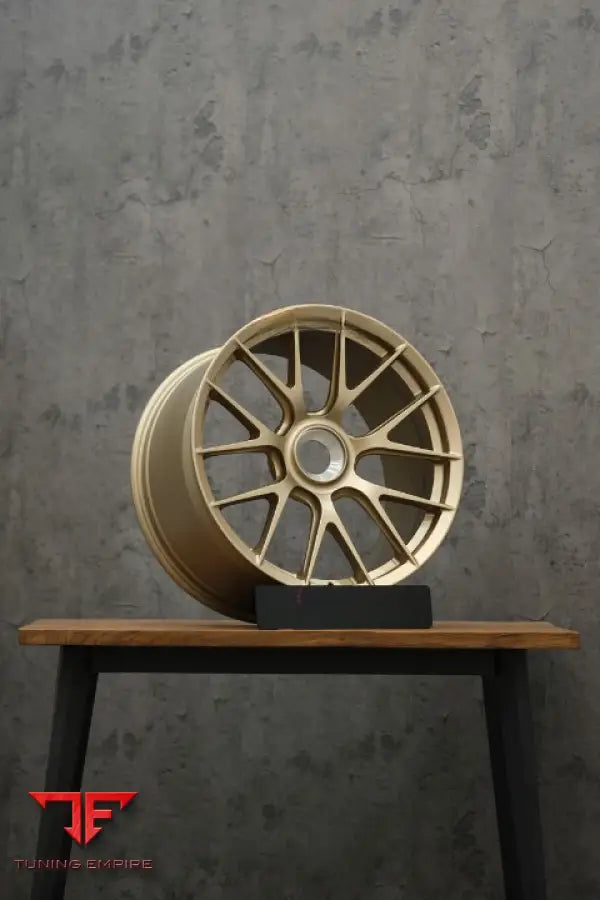 PORSCHE 718 GT4RS SPYDER 20 INCH CENTERLOCK FORGED WHEELS