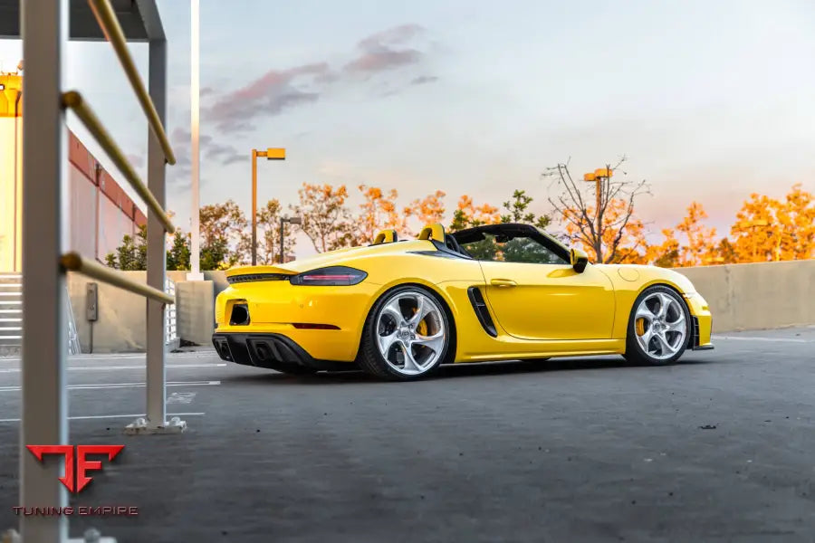 PORSCHE 718 SPYDER FORGED WHEELS AND EXHAUST SYSTEM