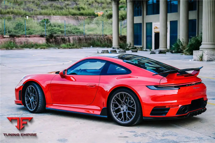 PORSCHE 911 / 992 CARRERAS44S SD STYLE TRUNK SPOILER BSD