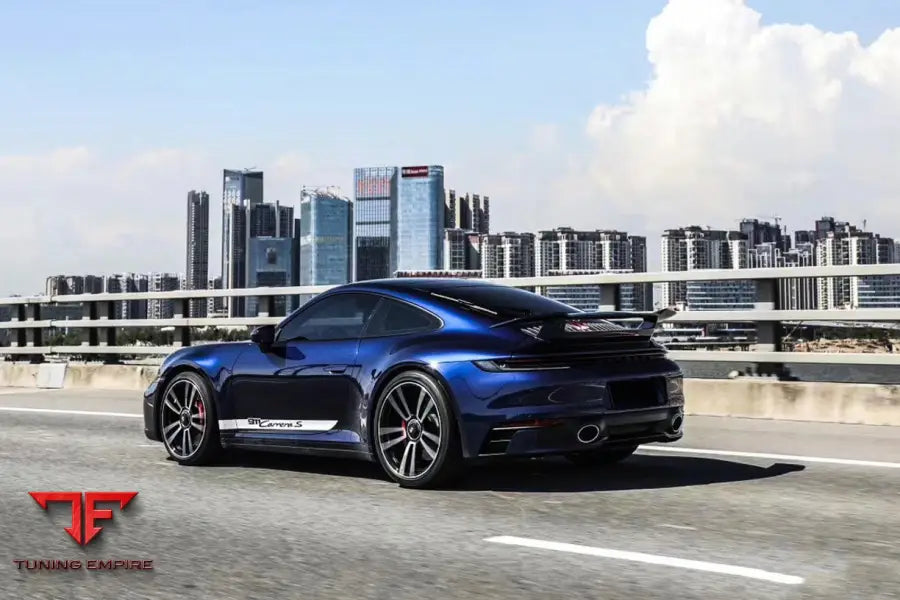 PORSCHE 911 / 992 CARRERAS44S SD STYLE TRUNK SPOILER BSD