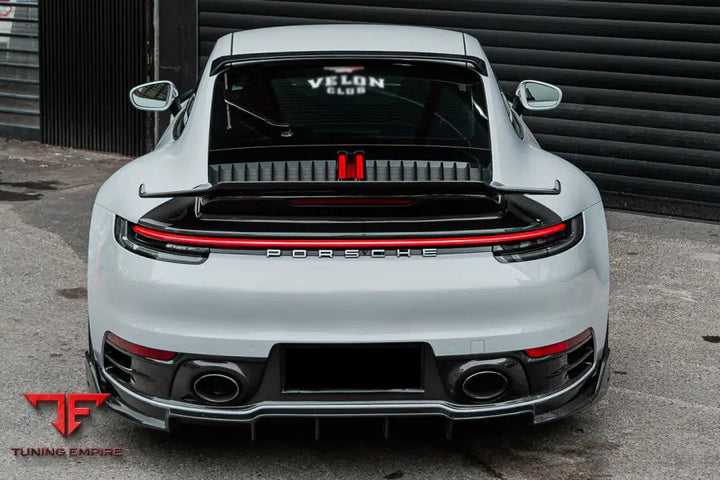 PORSCHE 911 / 992 CARRERA S & 4 & 4S & TARGA & CABRIOLET BKSS STYLE REAR LIP BSD