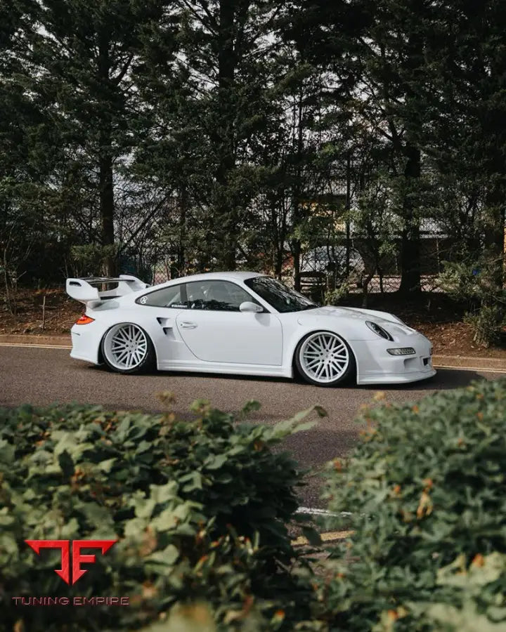 PORSCHE 911 997 GT3 WIDEBODY KIT