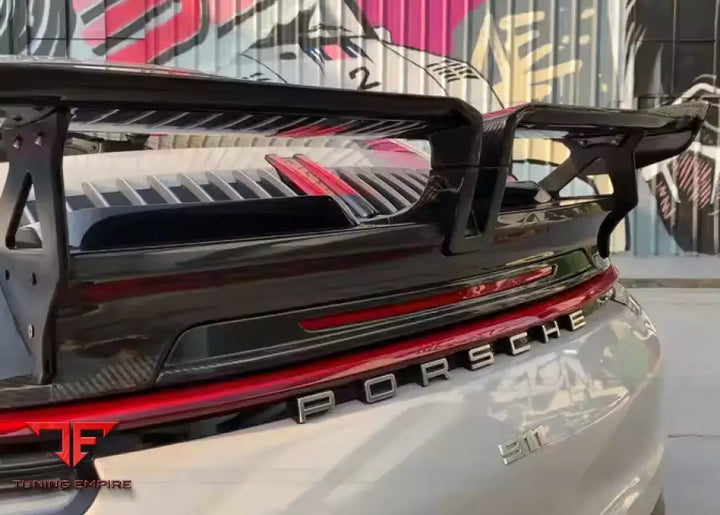 PORSCHE 911 CARBON BODY KIT PARTS