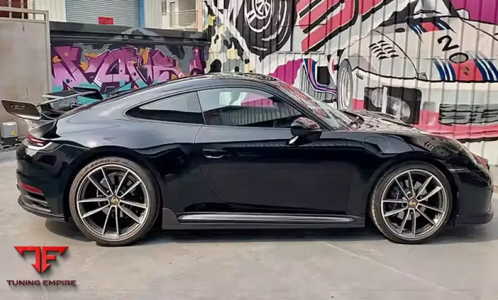 PORSCHE 911 CARBON BODY KIT PARTS