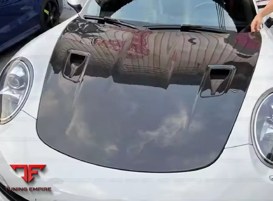 PORSCHE 911 CARBON BODY KIT PARTS