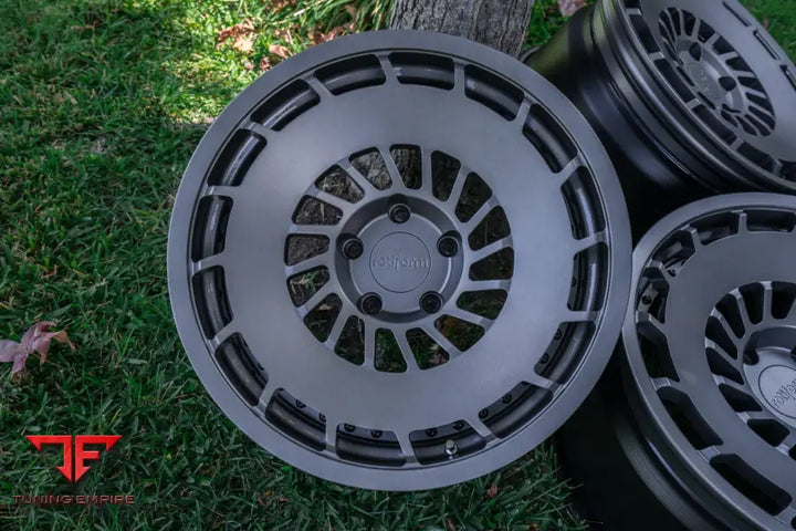 PORSCHE 911 FORGED WHEELS AND EXHAUST SYSTEM