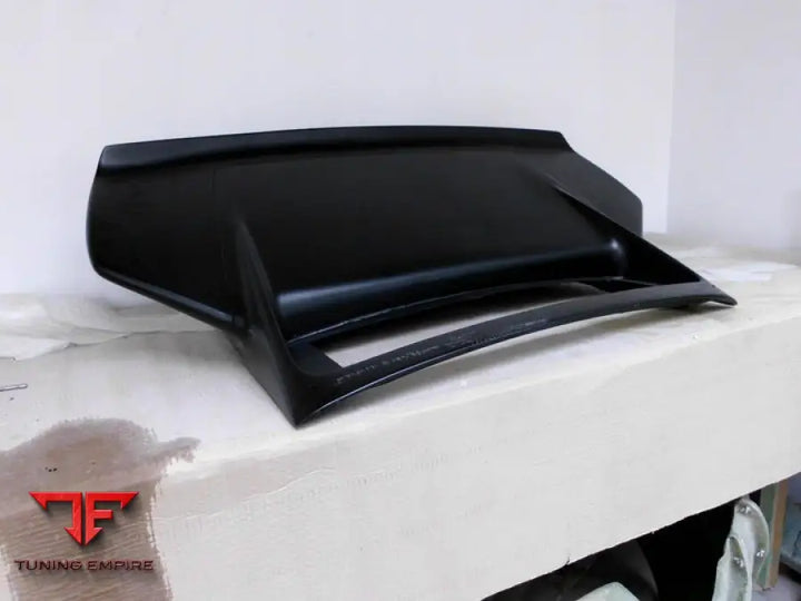 PORSCHE 911 RSR REAR SPOILER