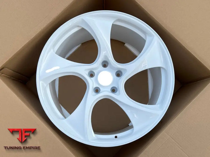 PORSCHE 911 SALLY WHEELS