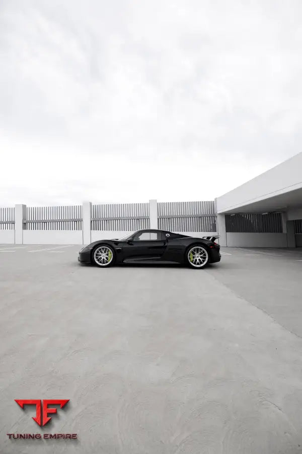 PORSCHE 918 FORGED WHEELS AND EXHAUST SYSTEM