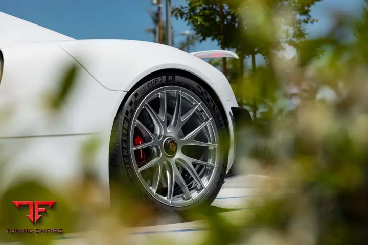 PORSCHE 918 FORGED WHEELS AND EXHAUST SYSTEM