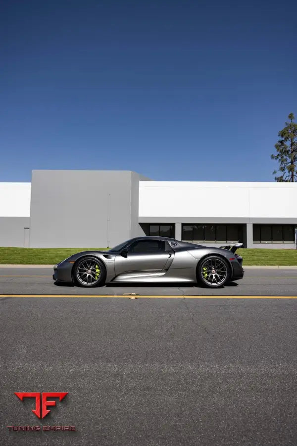 PORSCHE 918 FORGED WHEELS AND EXHAUST SYSTEM
