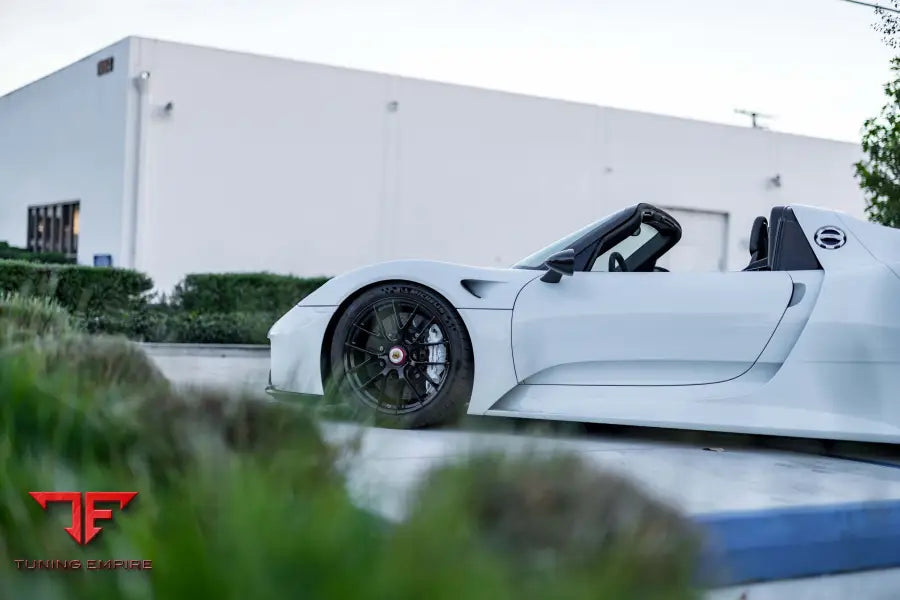 PORSCHE 918 FORGED WHEELS AND EXHAUST SYSTEM