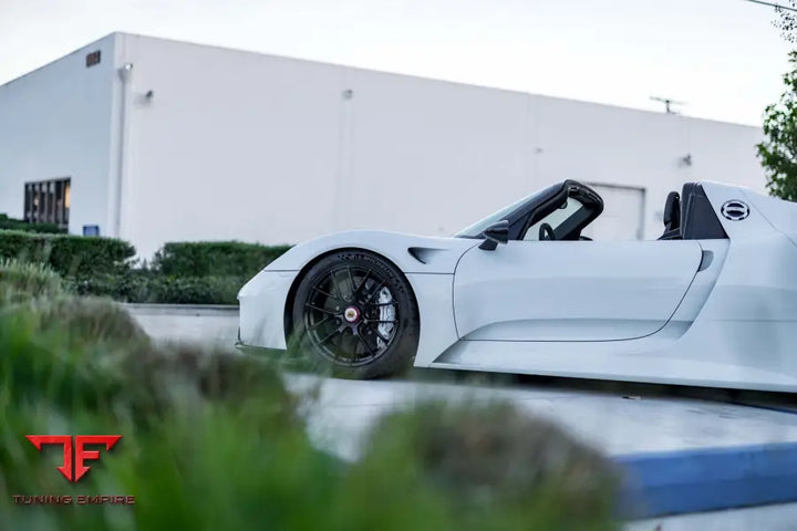 PORSCHE 918 FORGED WHEELS AND EXHAUST SYSTEM
