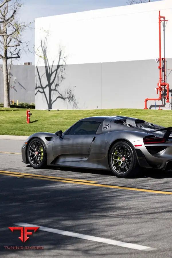 PORSCHE 918 FORGED WHEELS AND EXHAUST SYSTEM