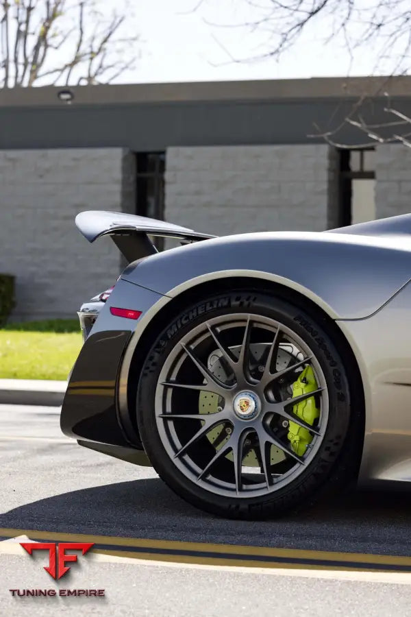 PORSCHE 918 FORGED WHEELS AND EXHAUST SYSTEM