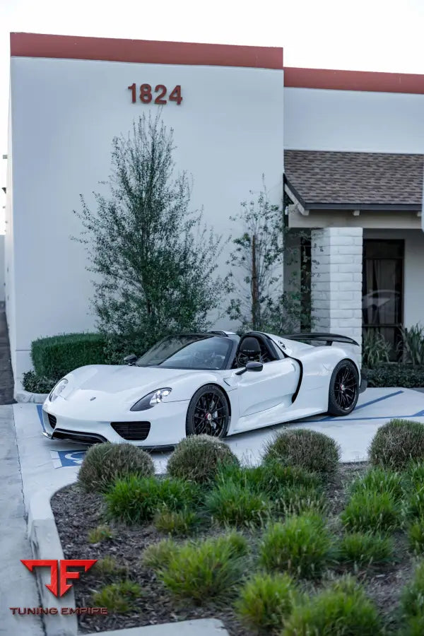PORSCHE 918 FORGED WHEELS AND EXHAUST SYSTEM