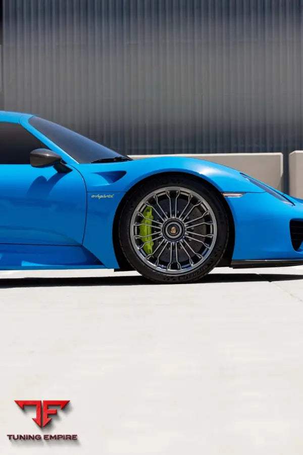PORSCHE 918 FORGED WHEELS AND EXHAUST SYSTEM