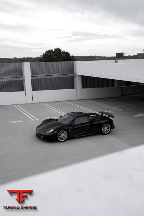 PORSCHE 918 FORGED WHEELS AND EXHAUST SYSTEM