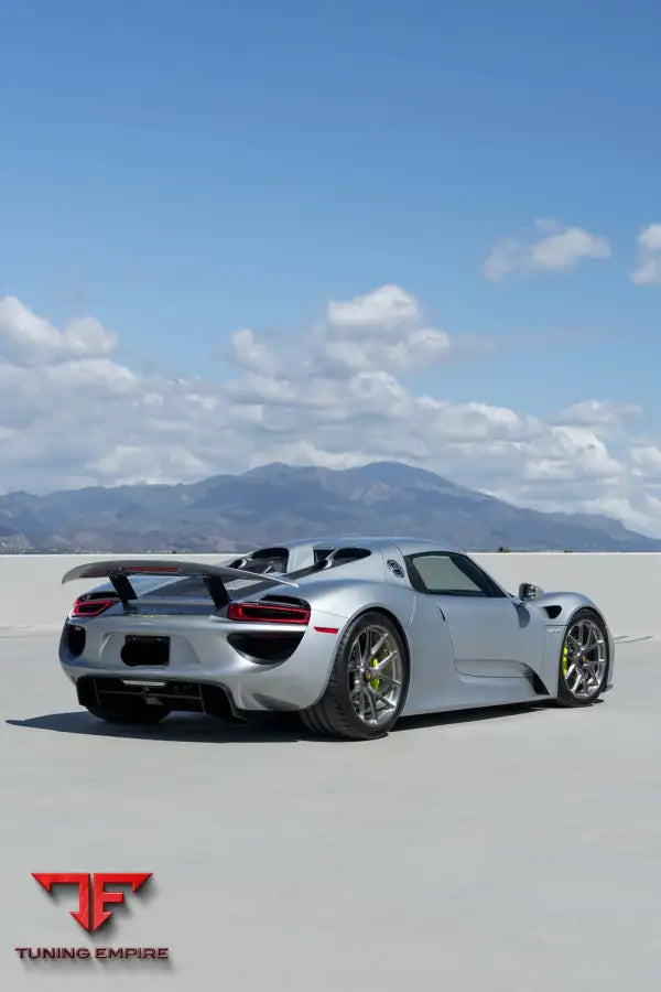 PORSCHE 918 FORGED WHEELS AND EXHAUST SYSTEM