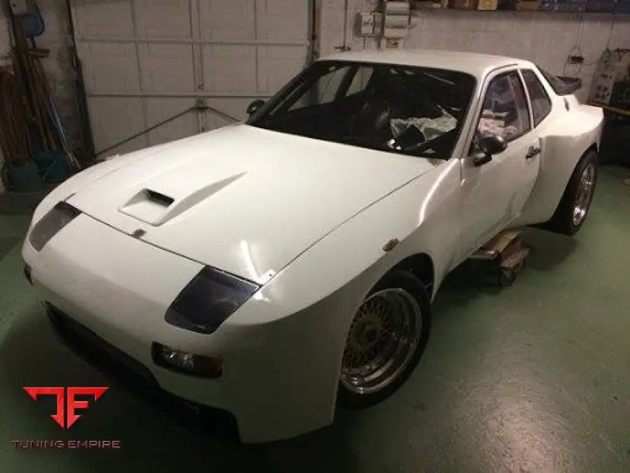 PORSCHE 924/944 GTP BODY KIT