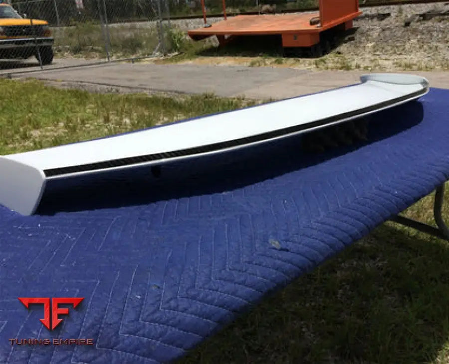 PORSCHE 981 GT4 AERO PACKAGE