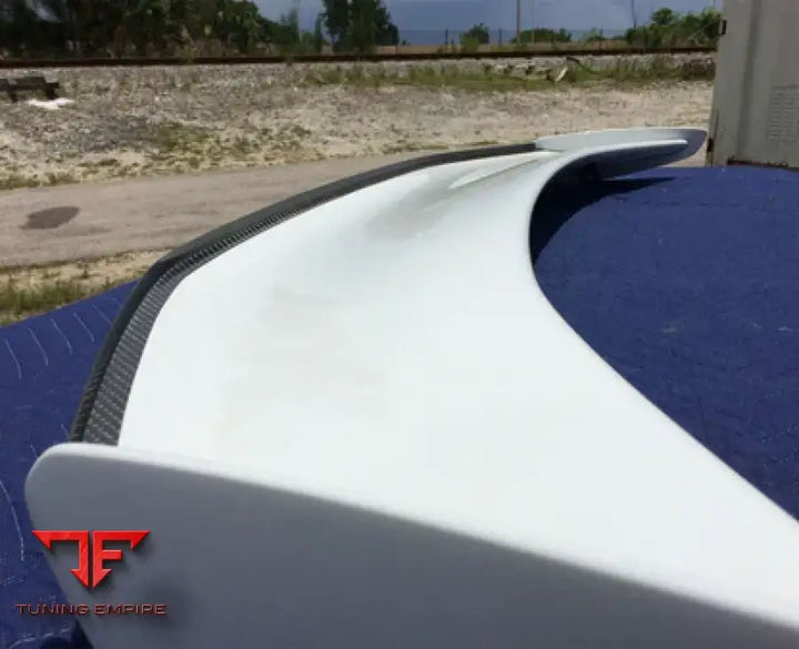 PORSCHE 981 GT4 AERO PACKAGE