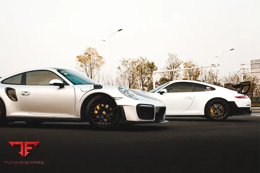 PORSCHE 991.1 / CARRERAS GT2RS STYLE CARBON FIBER SIDE SKIRTS BSD