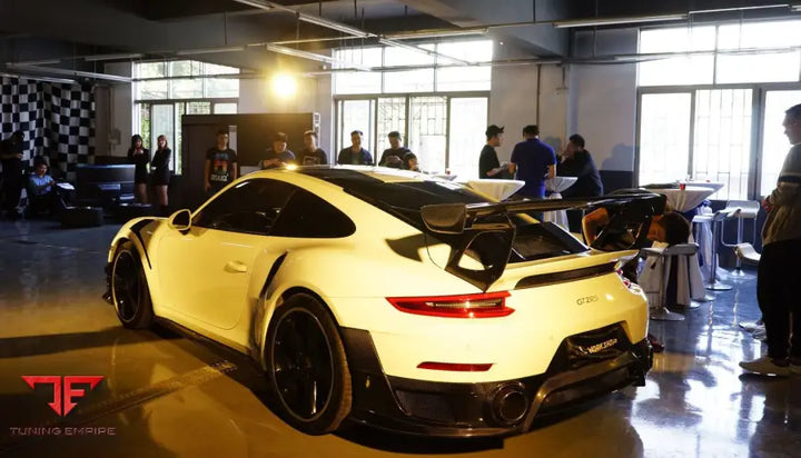 PORSCHE 991.1 TURBO S UPGRADE TO GT2RS BODY KIT BSD