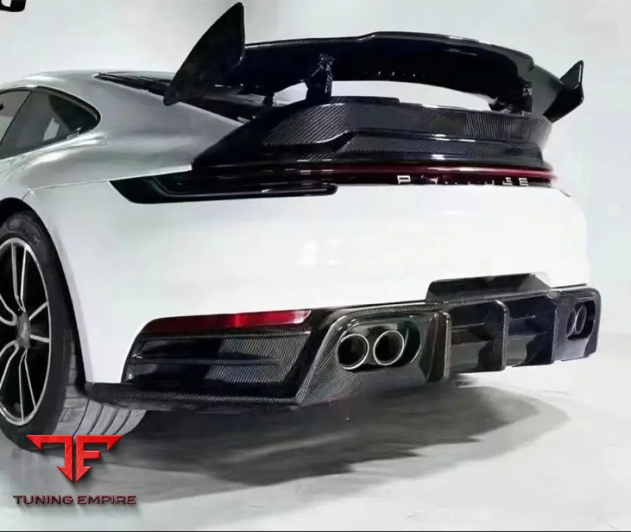 992 CARBON FIBER BODY KIT FOR PORSCHE 911 (992) – CUSTOM FIT & LIGHTWEIGHT PERFORMANCE