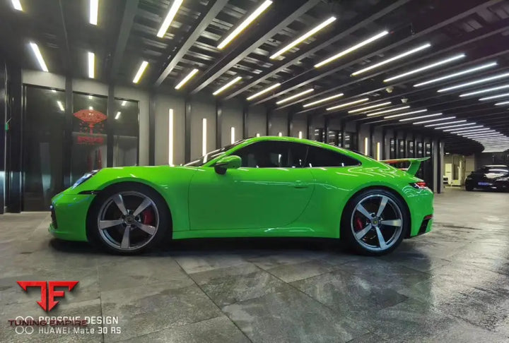 PORSCHE 992 CARBON FIBER PARTS