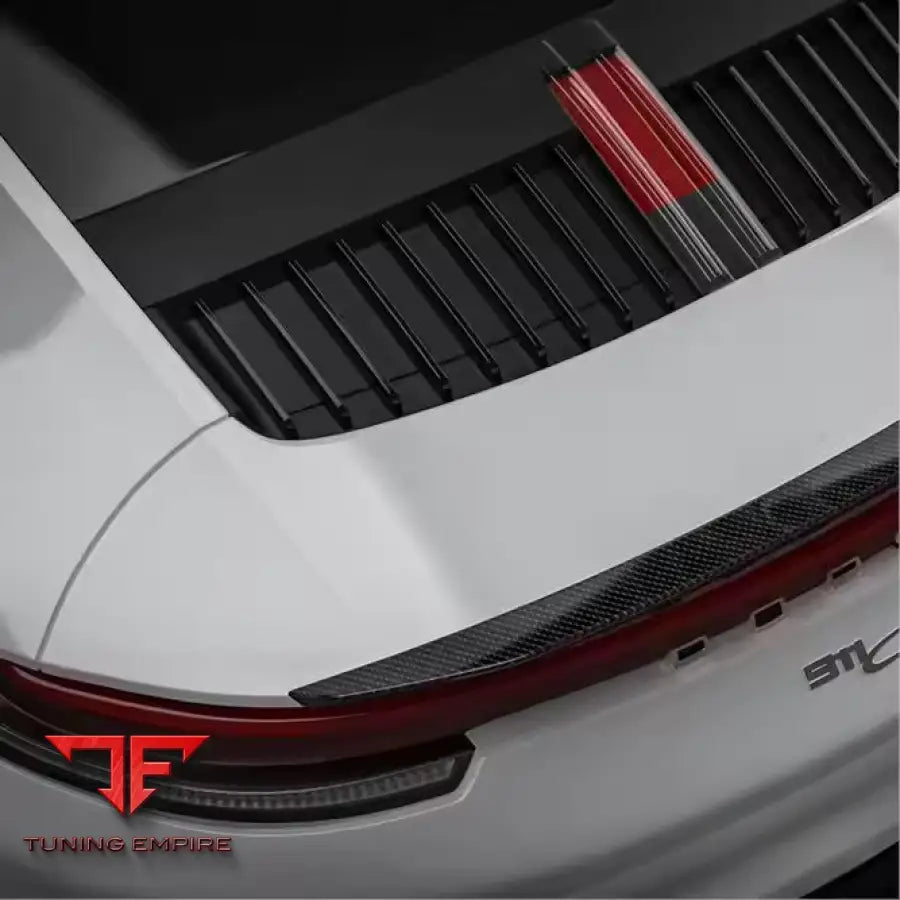 PORSCHE 992 DRY CARBON FIBER BODY KIT PARTS