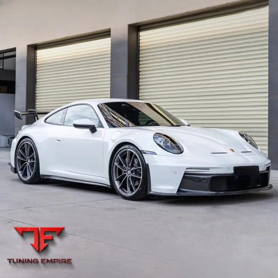 PORSCHE 992 DRY CARBON FIBER BODY KIT PARTS