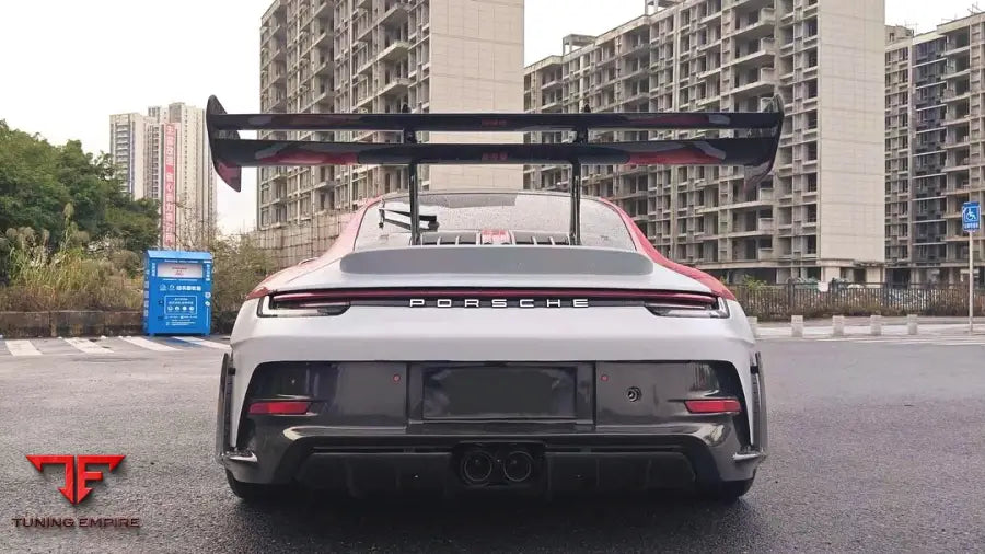 PORSCHE 992 DRY CARBON UPGRADE KIT TO GT3 RS