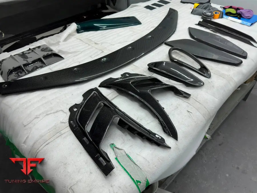 PORSCHE 992 GT3 RS OEM STYLE CARBON FIBER PARTS
