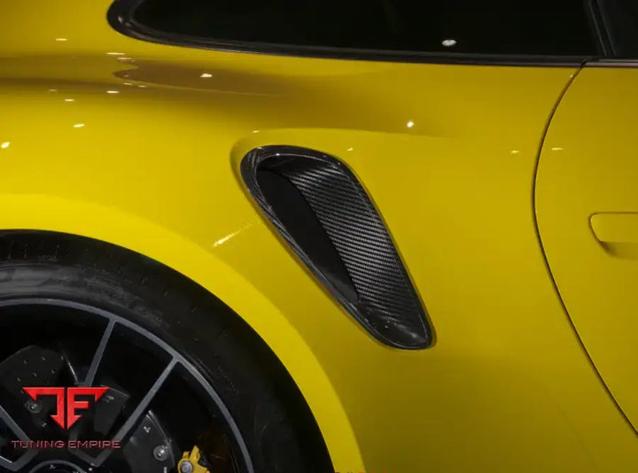 CARBON PRO PORSCHE 992 TURBO CARBON BODY KITS