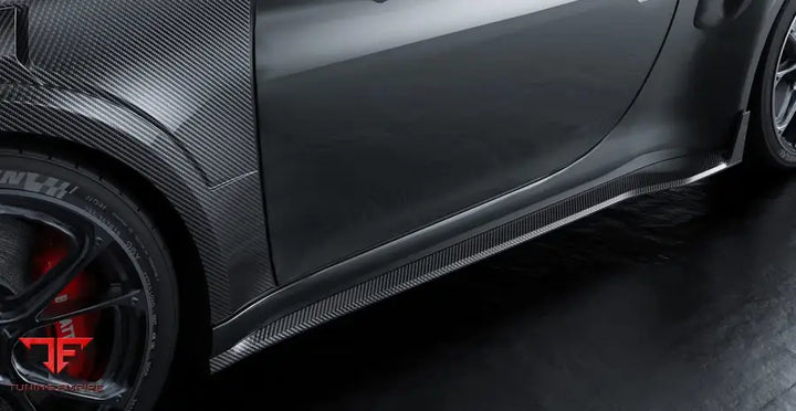 Porsche 992 Turbo S Dry Carbon Body kit