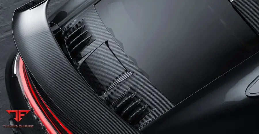 Porsche 992 Turbo S Dry Carbon Body kit