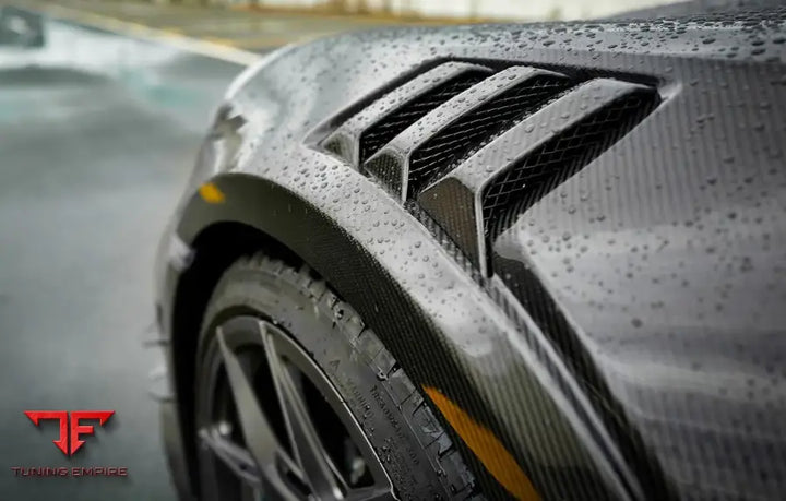 Porsche 992 Turbo S Dry Carbon Body kit