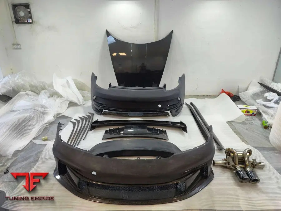 PORSCHE 992 upgrade to 992 GT3 body kit