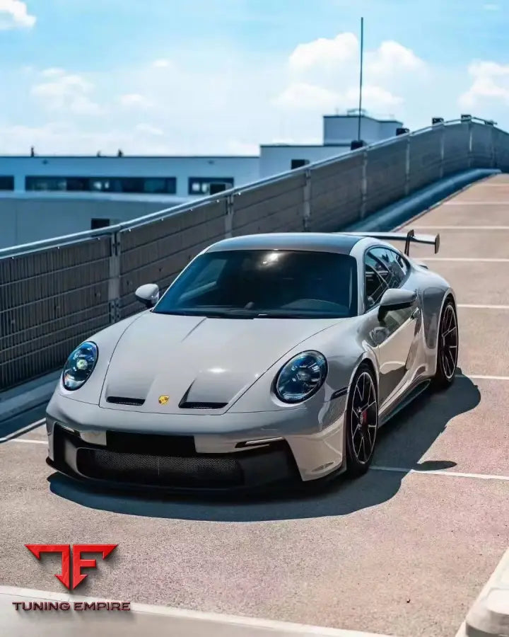 PORSCHE 992 UPGRADE TO GT3 PART CARBON BODY KIT