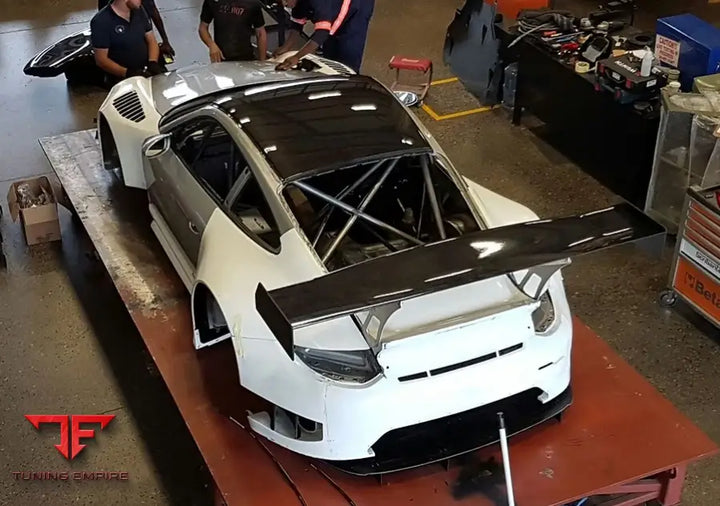 PORSCHE 996.1 AND 996.2 TO PORSCHE 997 2013 GT3R BODY KIT