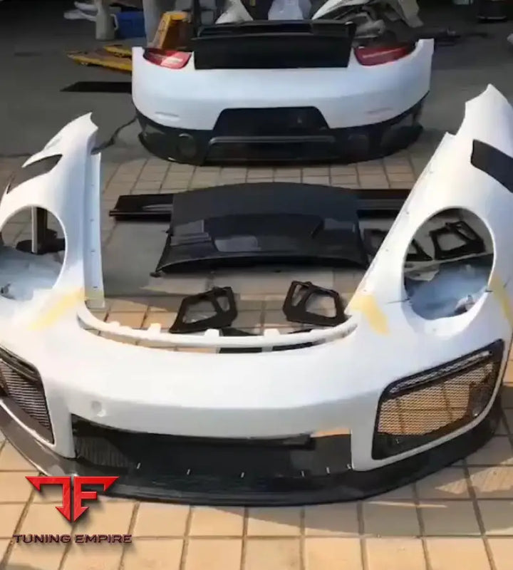 PORSCHE 997.2 TURBO GT2RS STYLE BODY KIT